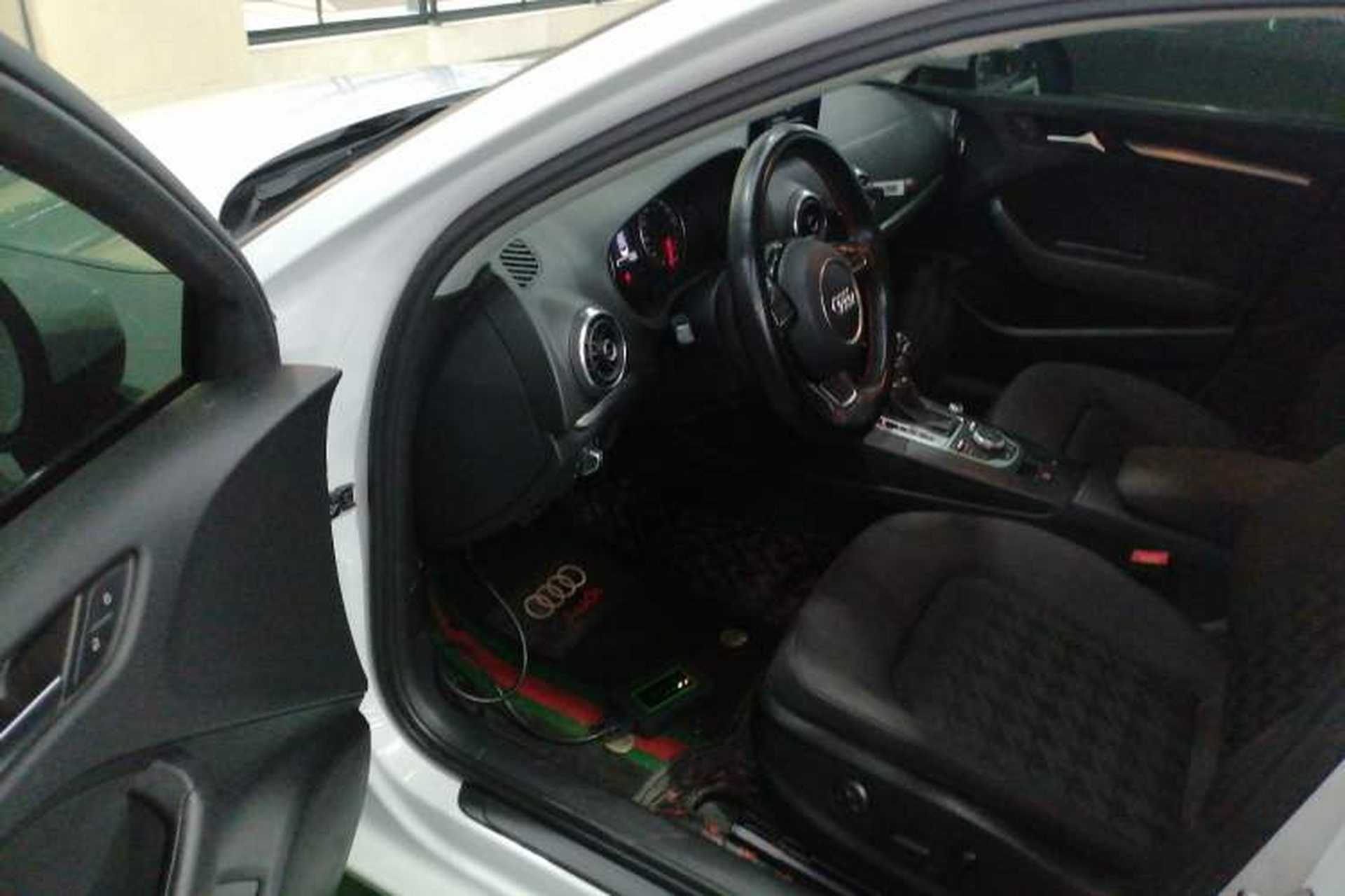 Used Audi A3 2016 Limousine 35 TFSI Prestige Edition Driver Seat