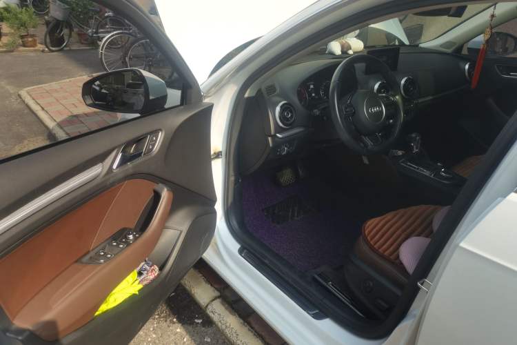 Used Audi A3 2016 Sportback 35 TFSI Style Edition Driver Seat