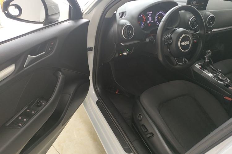 Used Audi A3 2016 Sportback 35 TFSI Ambition Driver Seat