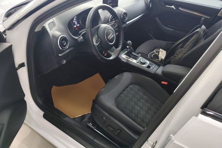 Used Audi A3 2016 Sportback 35 TFSI Ambition Driver Seat
