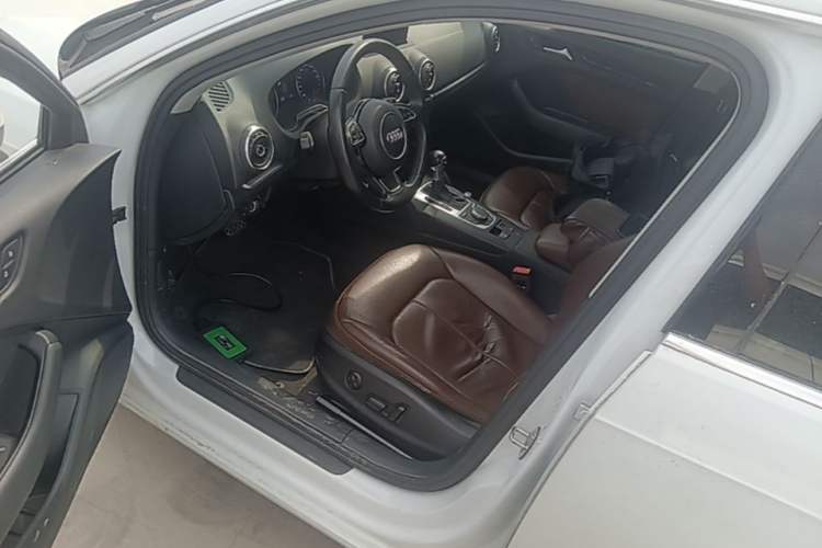 Used Audi A3 2016 Sportback 35 TFSI Ambition Driver Seat