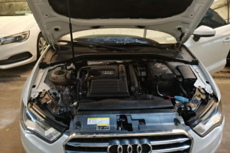 Used Audi A3 2016 Limousine 35 TFSI Ambition Edition Engine Bay
