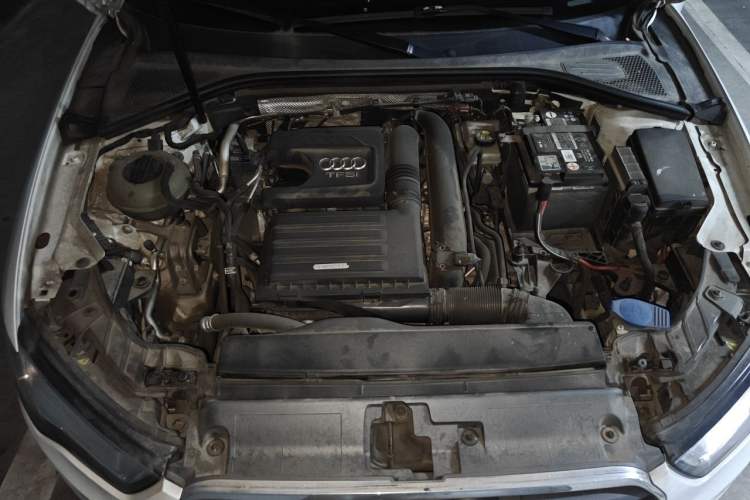 Used Audi A3 2016 Limousine 35 TFSI Prestige Edition Engine Bay