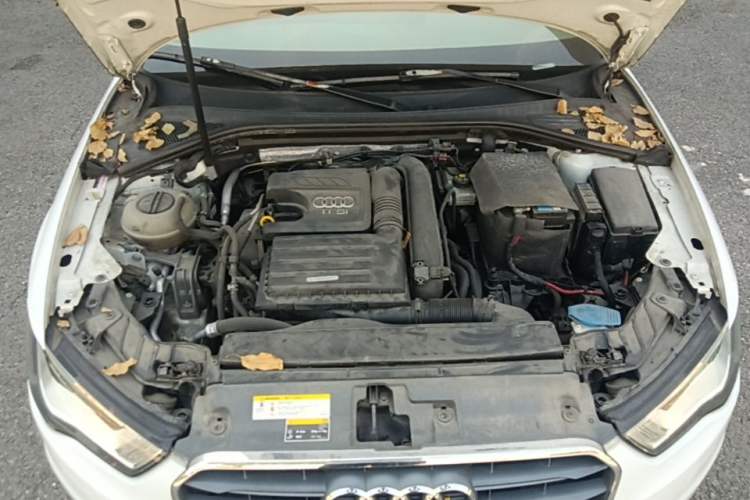 Used Audi A3 2016 Limousine 35 TFSI Ambition Edition Engine Bay