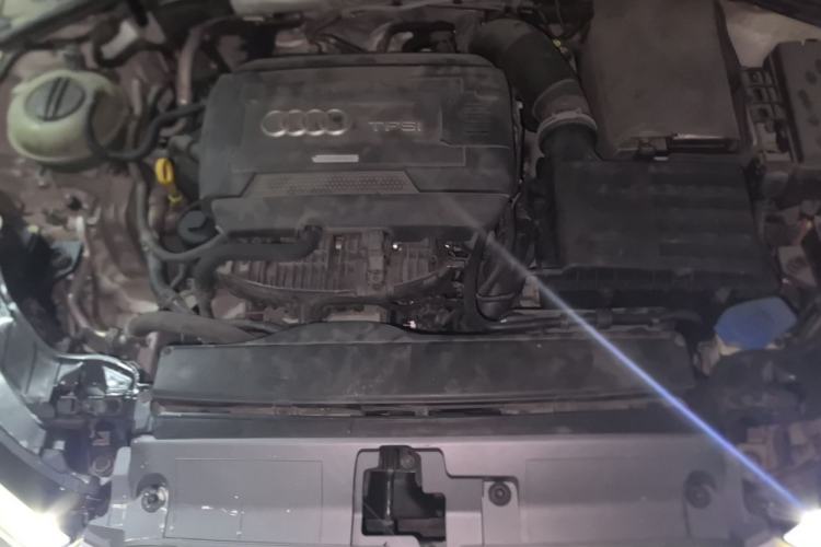 Used Audi A3 2016 Limousine 40 TFSI Style Edition Engine Bay