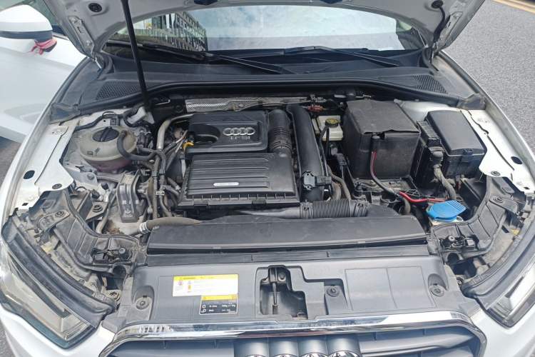 Used Audi A3 2016 Limousine 35 TFSI Ambition Edition Engine Bay