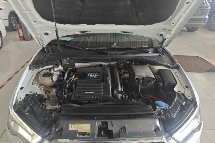 Used Audi A3 2016 Limousine 35 TFSI Style Edition Engine Bay