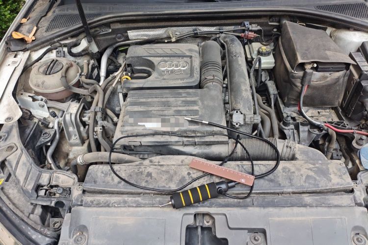 Used Audi A3 2016 Limousine 35 TFSI Style Edition Engine Bay