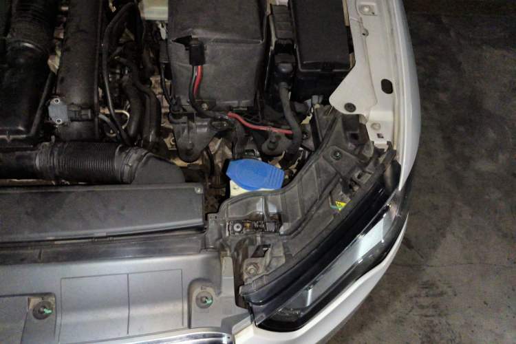 Used Audi A3 2016 Sportback 35 TFSI Special Edition Engine Bay Left