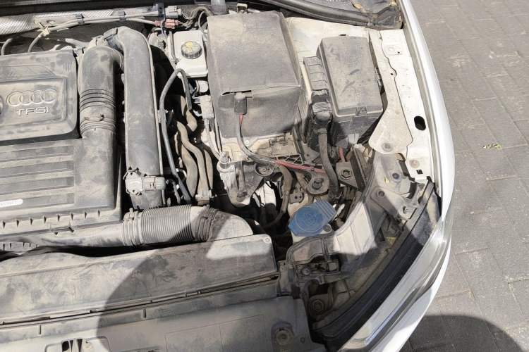 Used Audi A3 2016 Sportback 35 TFSI Style Edition Engine Bay Left
