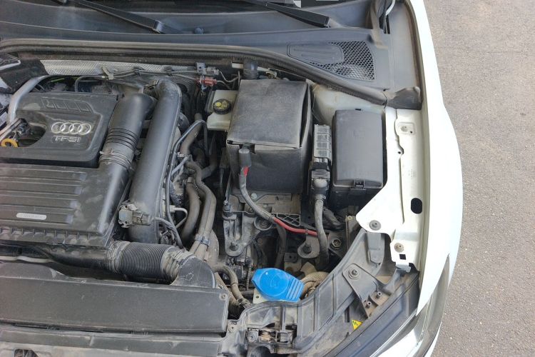 Used Audi A3 2016 Limousine 35 TFSI Prestige Edition Engine Bay Left