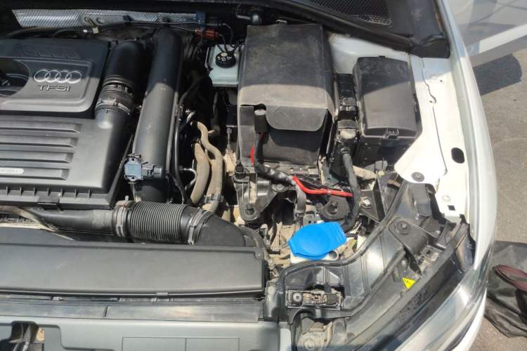 Used Audi A3 2016 Sportback 35 TFSI Ambition Engine Bay Left