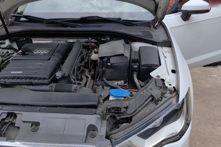 Used Audi A3 2016 Sportback 35 TFSI Ambition Engine Bay Left