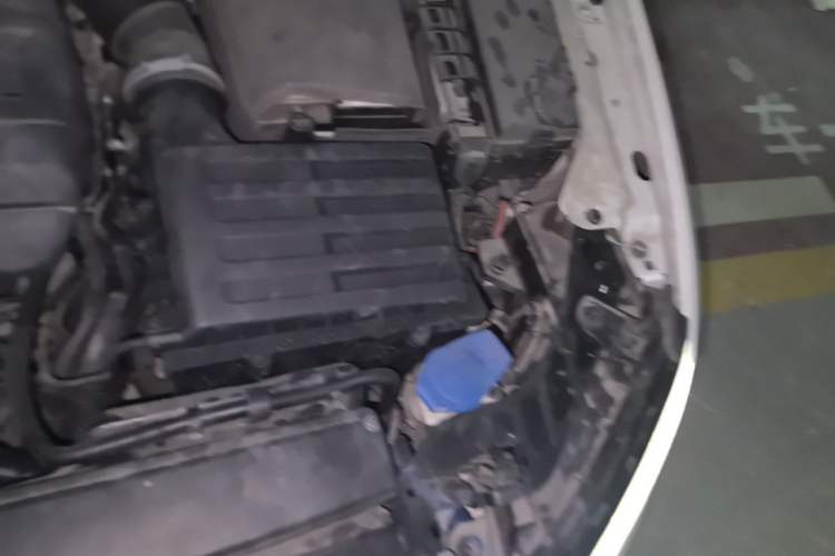 Used Audi A3 2016 Limousine 40 TFSI Style Edition Engine Bay Left