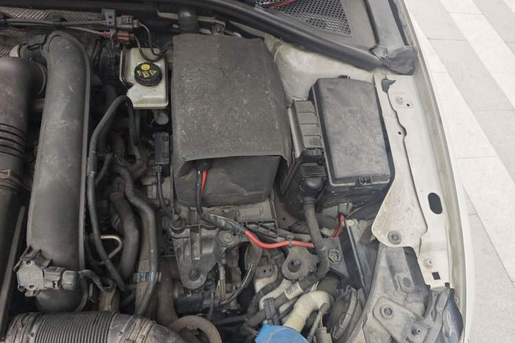Used Audi A3 2016 Limousine 35 TFSI Style Edition Engine Bay Left