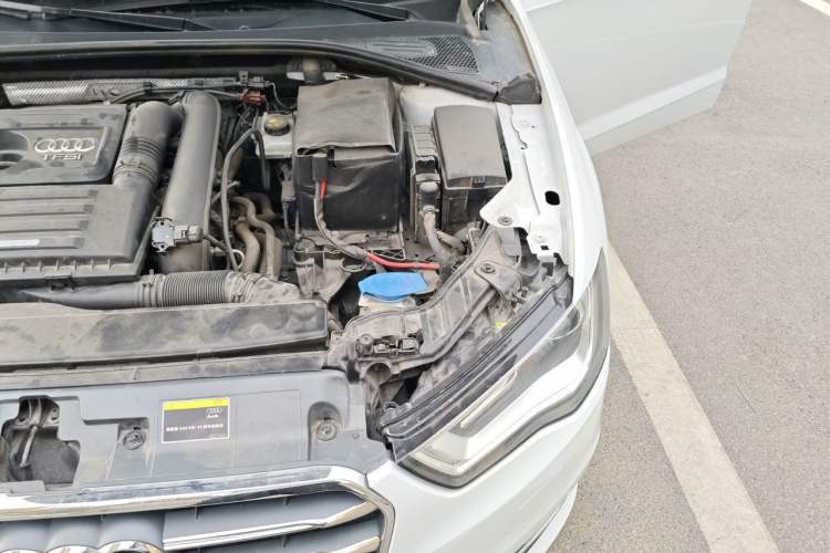 Used Audi A3 2016 Sportback 35 TFSI Style Edition Engine Bay Left