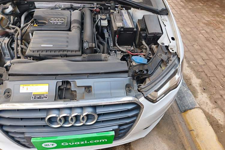 Used Audi A3 2016 Sportback 35 TFSI Style Edition Engine Bay Left