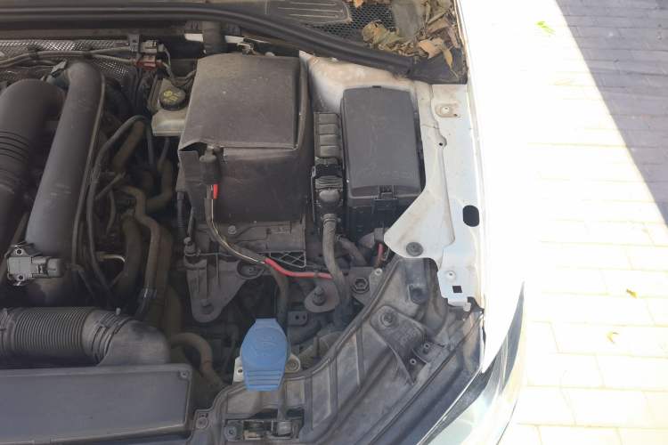 Used Audi A3 2016 Limousine 35 TFSI Ambition Edition Engine Bay Left