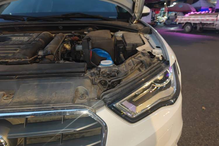 Used Audi A3 2016 Sportback 35 TFSI Style Edition Engine Bay Left
