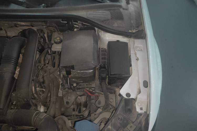 Used Audi A3 2016 Limousine 35 TFSI Prestige Edition Engine Bay Left