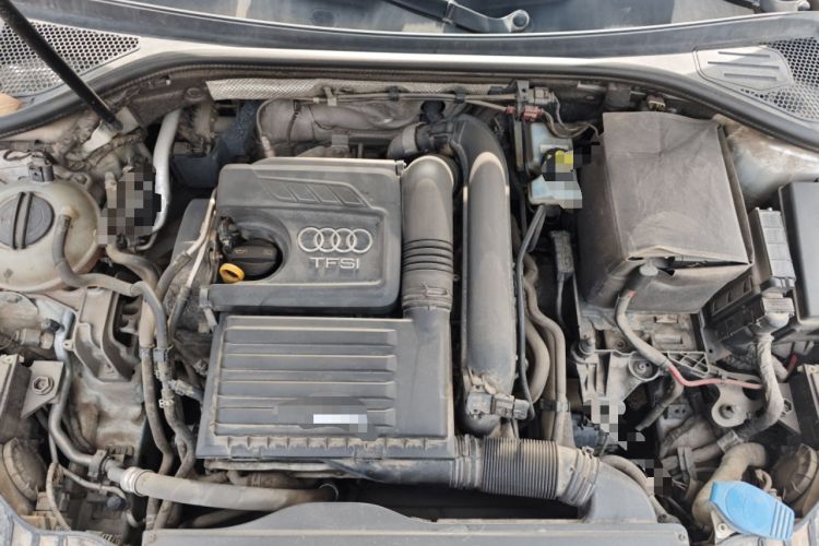 Used Audi A3 2016 Limousine 35 TFSI Style Edition Engine Bay
