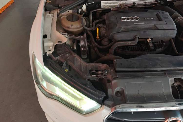 Used Audi A3 2016 Sportback 40 TFSI Style Edition Engine Bay Right