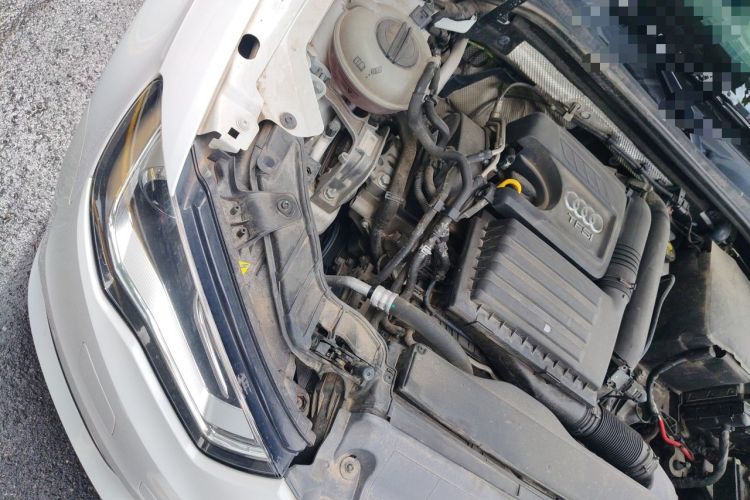 Used Audi A3 2016 Sportback 35 TFSI Ambition Engine Bay Right