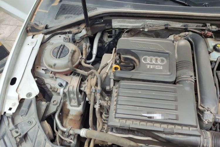Used Audi A3 2016 Limousine 35 TFSI Ambition Edition Engine Bay Right