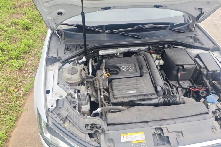 Used Audi A3 2016 Sportback 35 TFSI Ambition Engine Bay Right