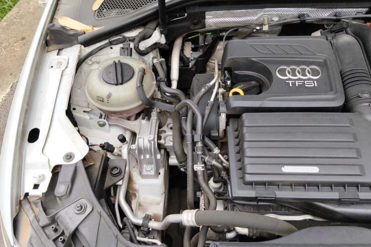 Used Audi A3 2016 Sportback 35 TFSI Style Edition Engine Bay Right