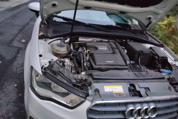 Used Audi A3 2016 Sportback 35 TFSI Ambition Edition Engine Bay Right