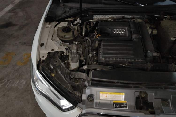 Used Audi A3 2016 Sportback 35 TFSI Style Edition Engine Bay Right