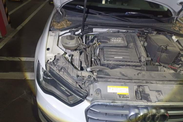 Used Audi A3 2016 Sportback 35 TFSI Ambition Edition Engine Bay Right