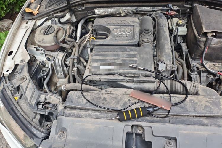 Used Audi A3 2016 Limousine 35 TFSI Style Edition Engine Bay Right