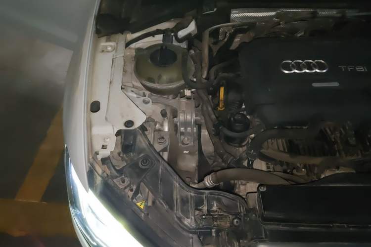 Used Audi A3 2016 Sportback 40 TFSI Style Edition Engine Bay Right