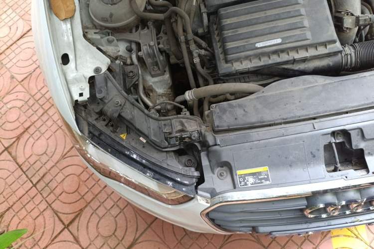 Used Audi A3 2016 Limousine 35 TFSI Prestige Edition Engine Bay Right