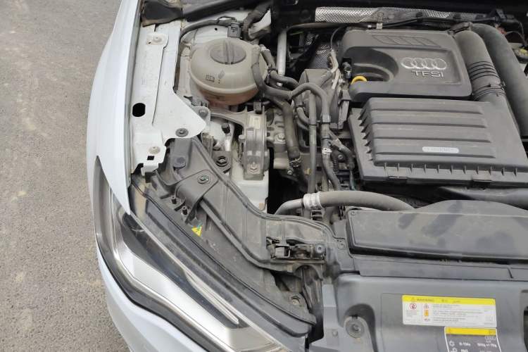 Used Audi A3 2016 Sportback 35 TFSI Style Edition Engine Bay Right
