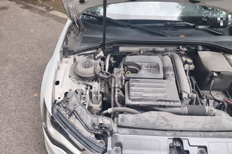 Used Audi A3 2016 Limousine 35 TFSI Prestige Edition Engine Bay Right