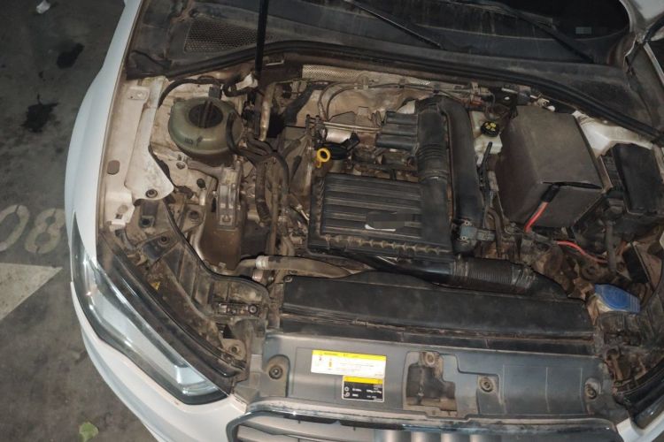 Used Audi A3 2016 Limousine 35 TFSI Prestige Edition Engine Bay Right