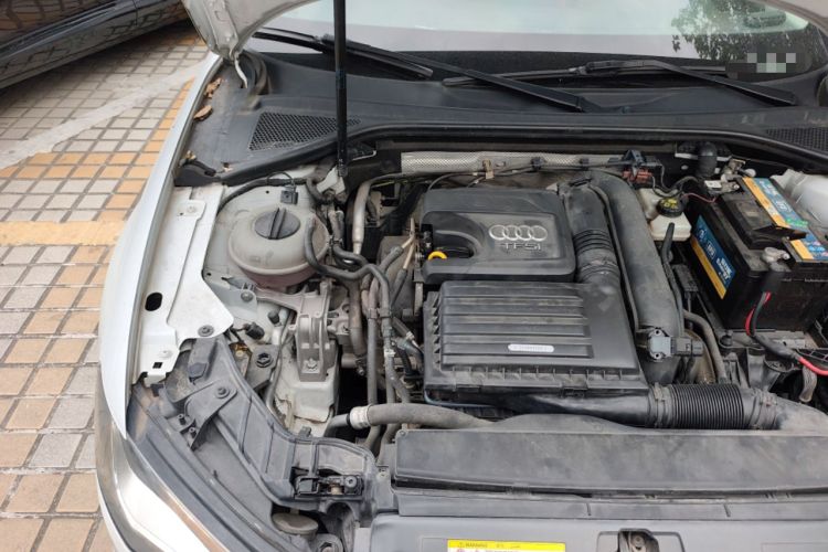 Used Audi A3 2016 Limousine 35 TFSI Ambition Edition Engine Bay Right