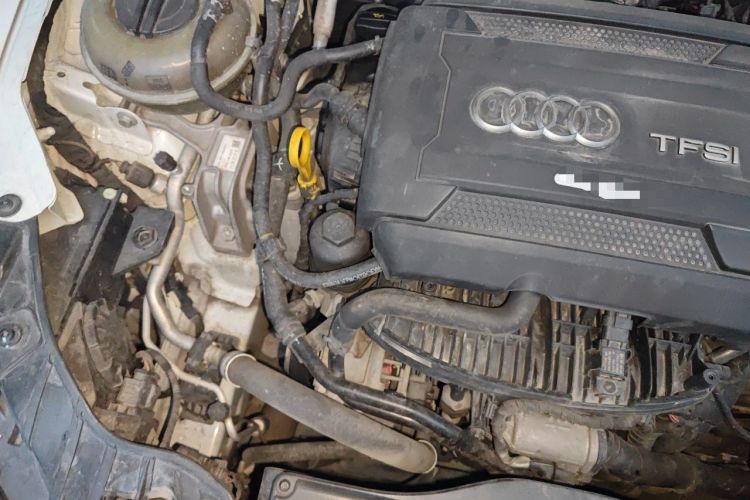 Used Audi A3 2016 Limousine 40 TFSI Style Edition Engine Bay Right