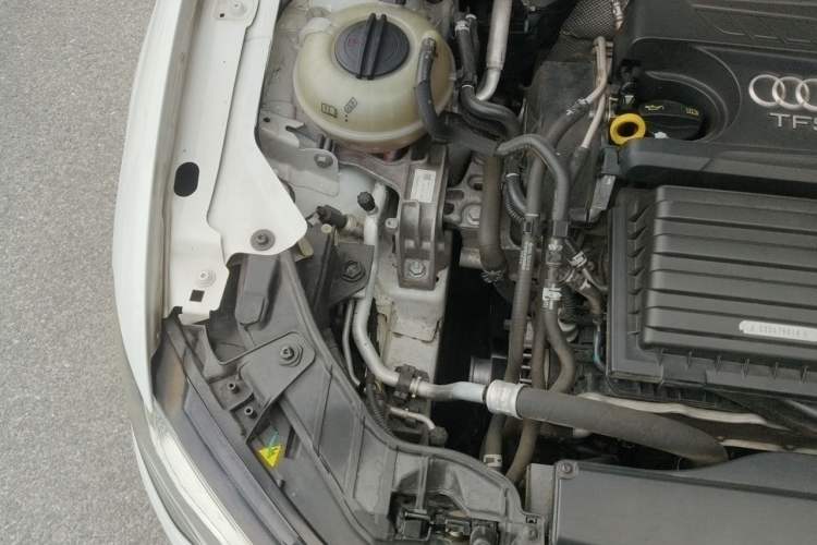 Used Audi A3 2016 Sportback 35 TFSI Style Edition Engine Bay Right