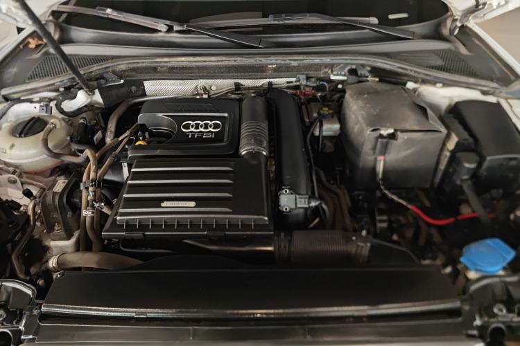 Used Audi A3 2016 Limousine 35 TFSI Ambition Edition Engine Bay