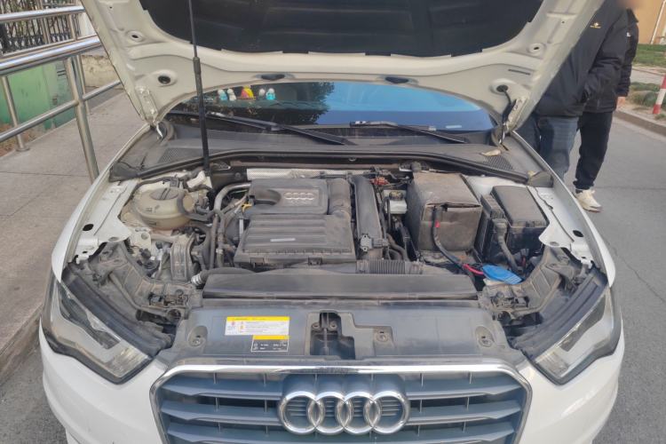 Used Audi A3 2016 Limousine 35 TFSI Ambition Edition Engine Bay