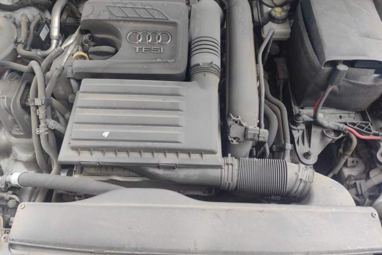 Used Audi A3 2016 Limousine 35 TFSI Ambition Edition Engine Bay