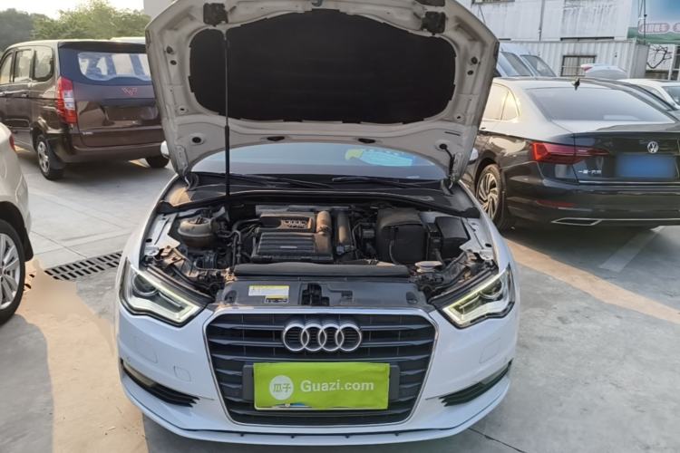 Used Audi A3 2016 Limousine 35 TFSI Style Edition Engine Bay
