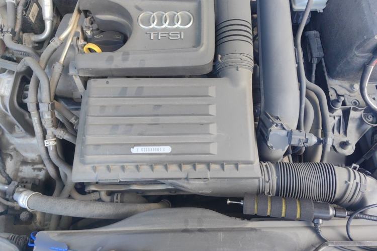 Used Audi A3 2016 Limousine 35 TFSI Style Edition Engine Bay