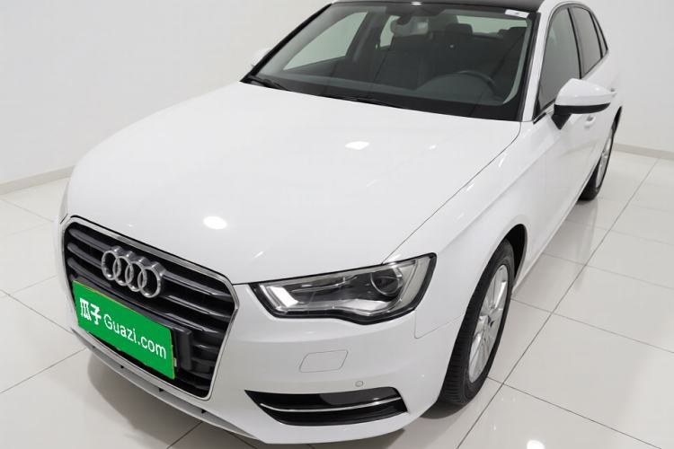 Used Audi A3 2016 Sportback 35 TFSI Ambition Guazi used car, China used car export, Used car for sale, Used cars, Cheapest cars for sale