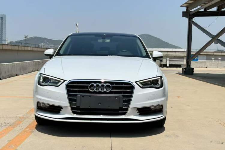 Used Audi A3 2016 Limousine 35 TFSI Prestige Edition Exterior 1