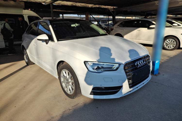 Used Audi A3 2016 Sportback 35 TFSI Ambition Exterior 2